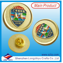 Souvenir 3D Gold Car Badge with Soft Enamel (LZY-10000298)